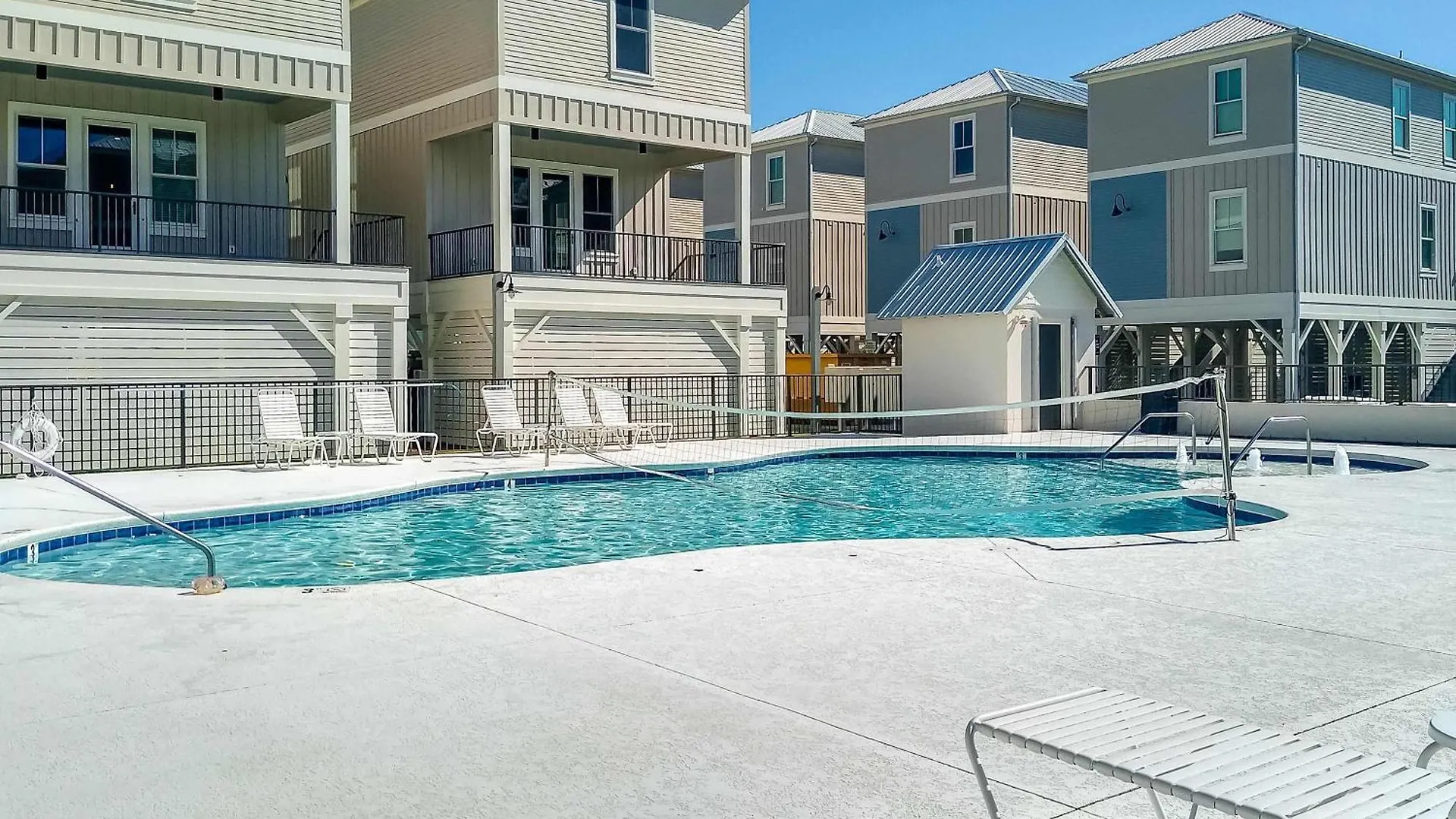 Holiday home Luxurious Two-story Near The W A Full Kitchen & Shared Pool Gulf Shores