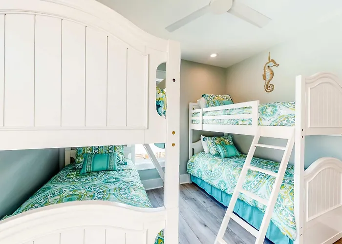 Holiday home Luxurious Two-story Near The W A Full Kitchen & Shared Pool Gulf Shores